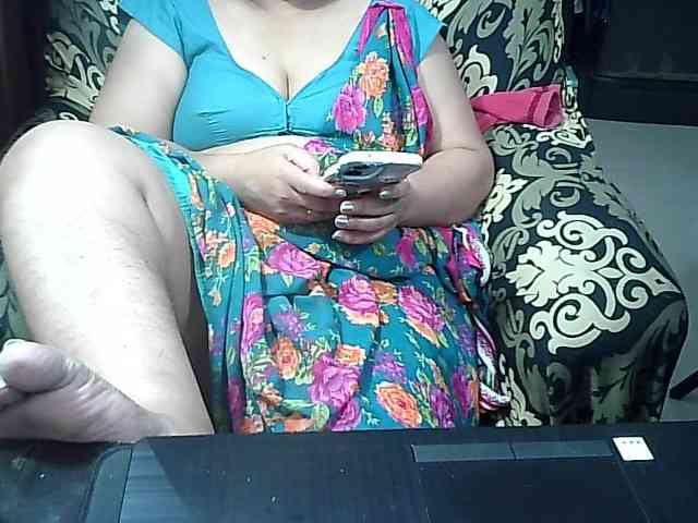 Indianbhabhimilf40 webcam