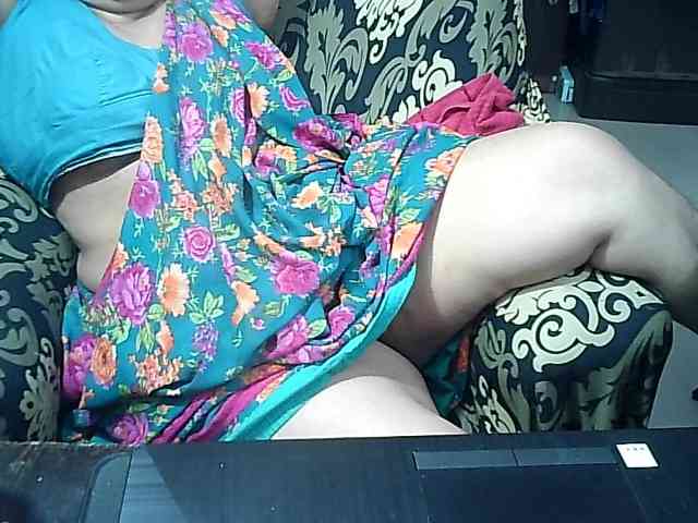 Indianbhabhimilf40 webcam
