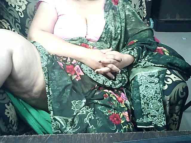 Indianbhabhimilf40 webcam