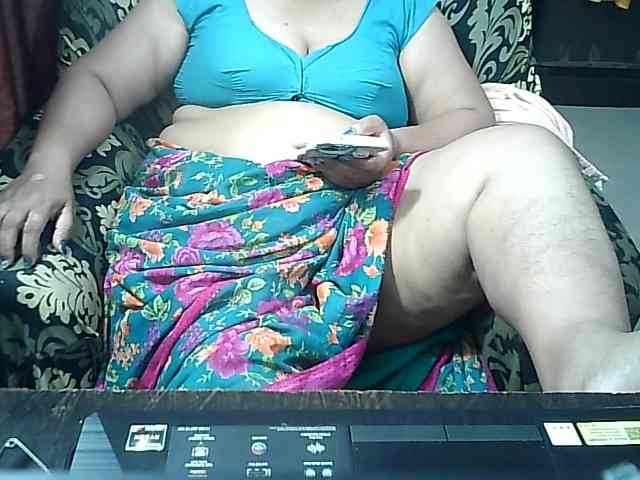 Indianbhabhimilf40 webcam