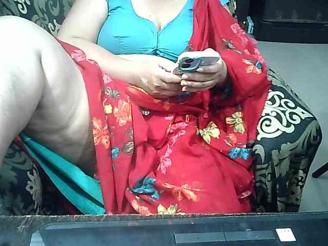 Indianbhabhimilf40 webcam