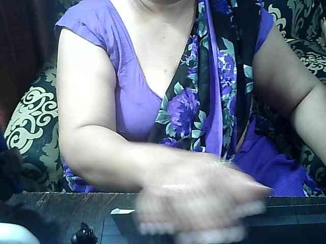 Indianbhabhimilf40 webcam