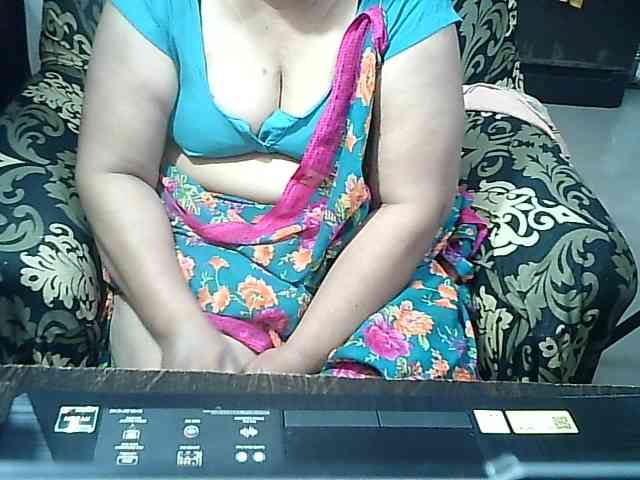 Indianbhabhimilf40 webcam