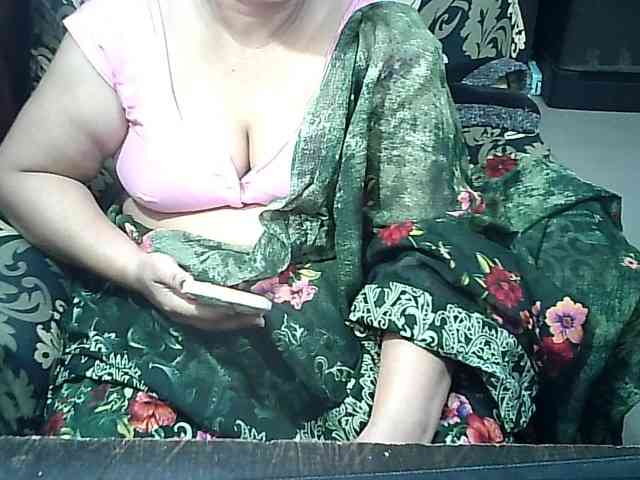 Indianbhabhimilf40 webcam