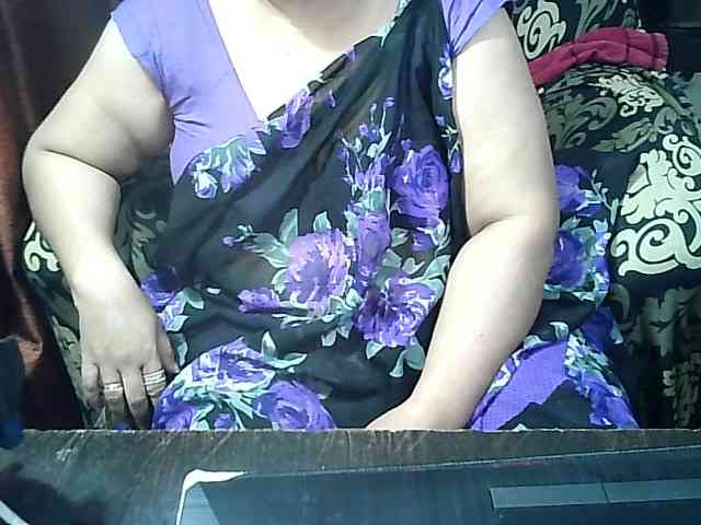 Indianbhabhimilf40 webcam