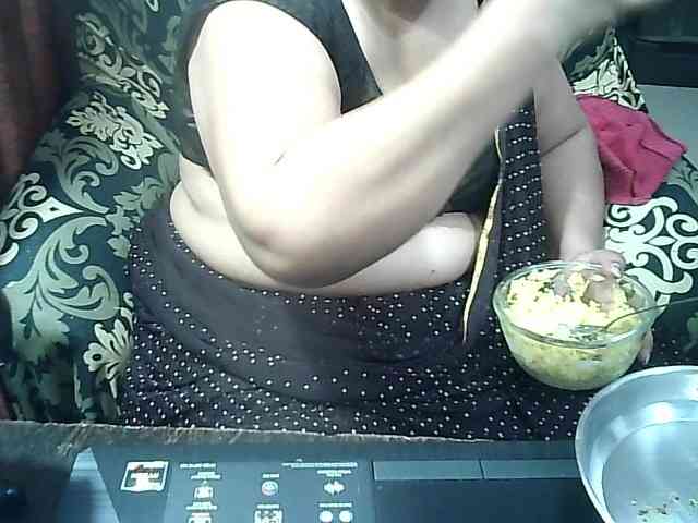 Indianbhabhimilf40 webcam