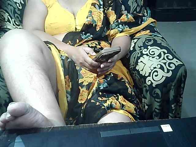 Indianbhabhimilf40 webcam