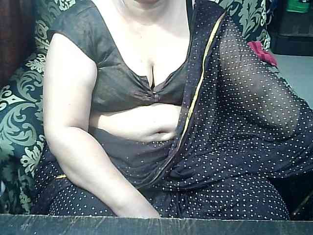 Indianbhabhimilf40 webcam