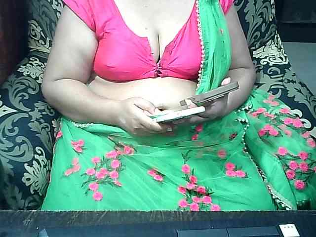 Indianbhabhimilf40 webcam
