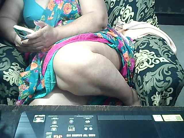 Indianbhabhimilf40 webcam