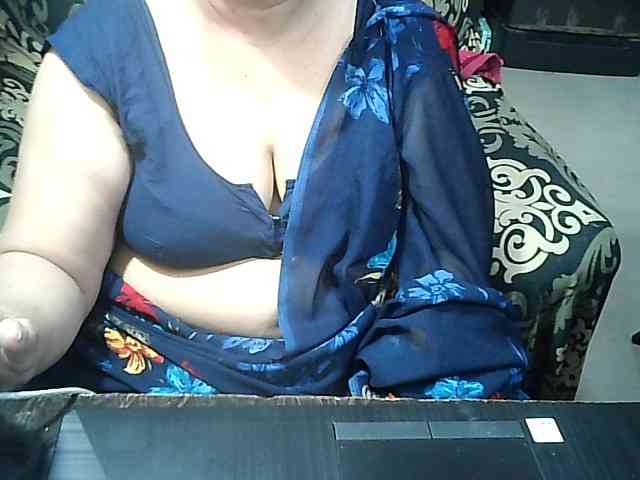 Indianbhabhimilf40 webcam