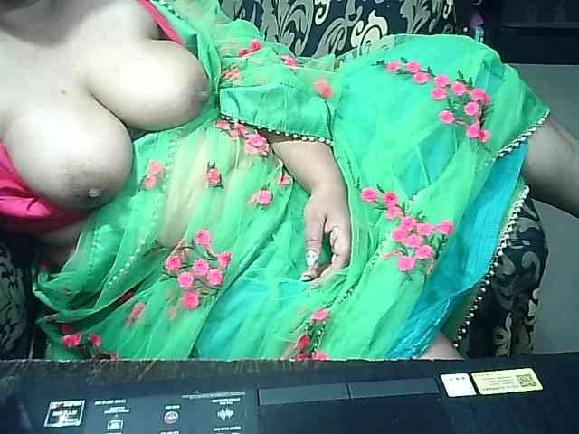 Indianbhabhimilf40 webcam