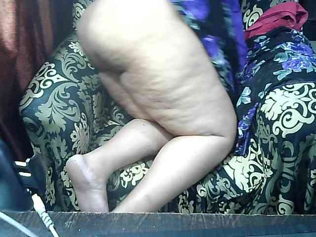 Indianbhabhimilf40 webcam