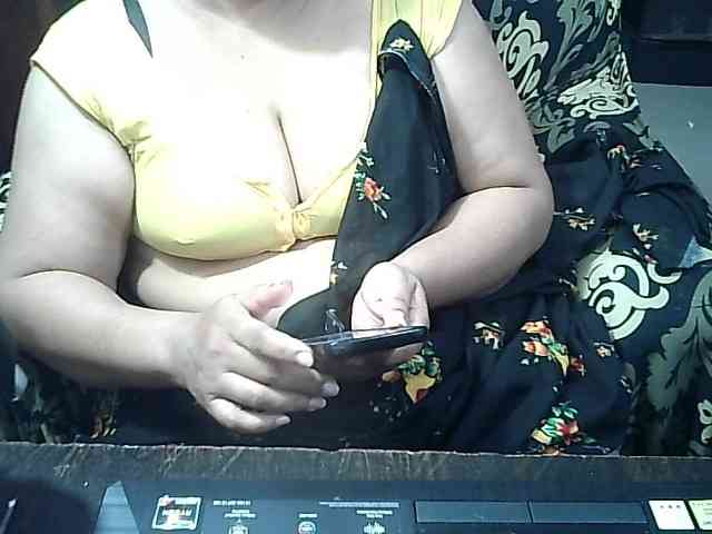 Indianbhabhimilf40 webcam