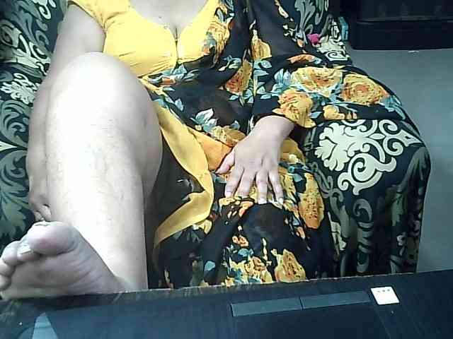 Indianbhabhimilf40 webcam