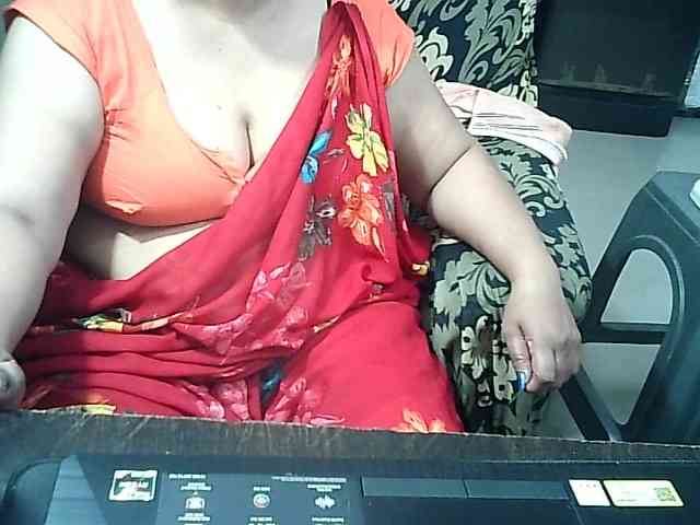Indianbhabhimilf40 webcam