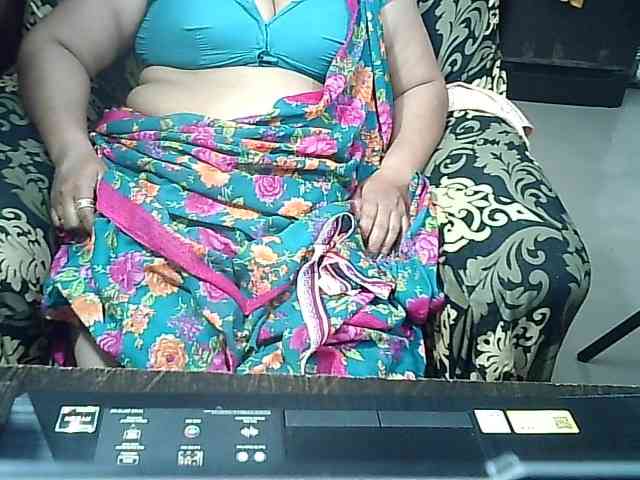 Indianbhabhimilf40 webcam