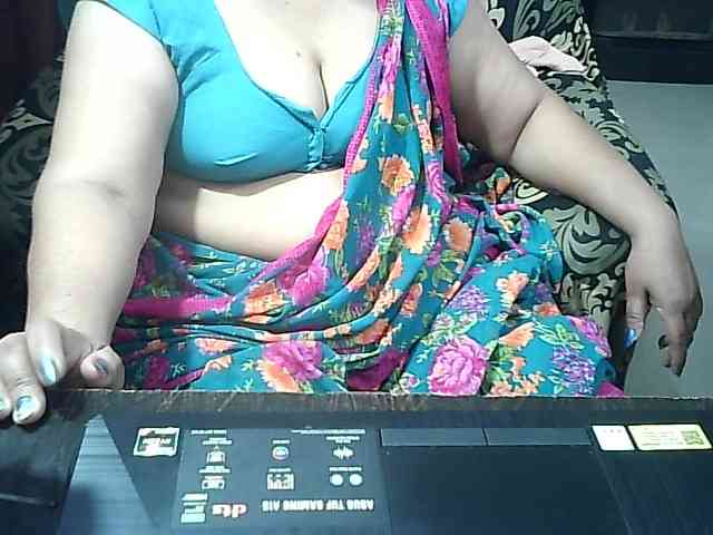 Indianbhabhimilf40 webcam