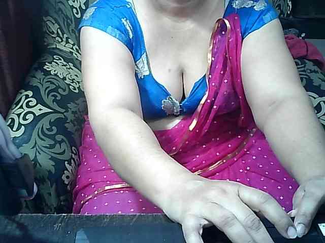 Indianbhabhimilf40 webcam