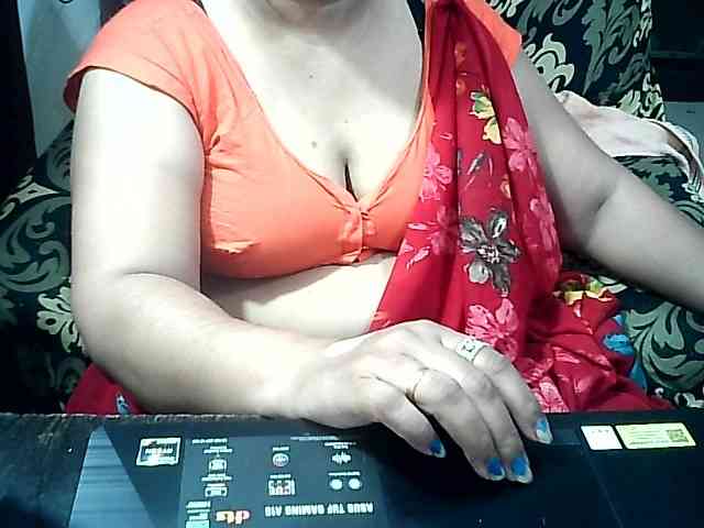 Indianbhabhimilf40 webcam