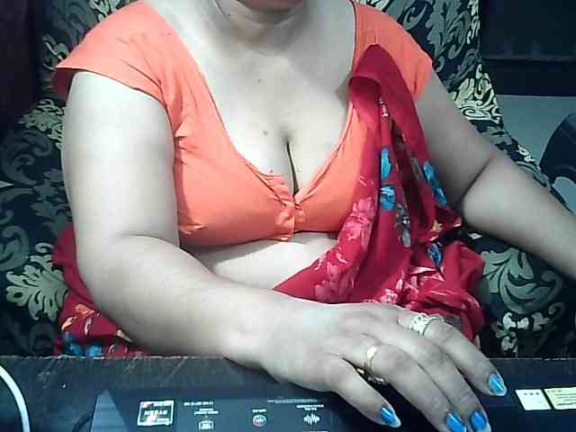 Indianbhabhimilf40 webcam