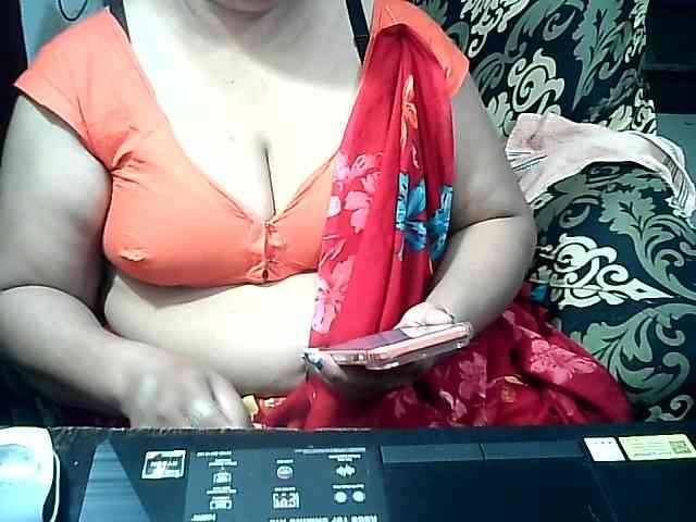 Indianbhabhimilf40 webcam