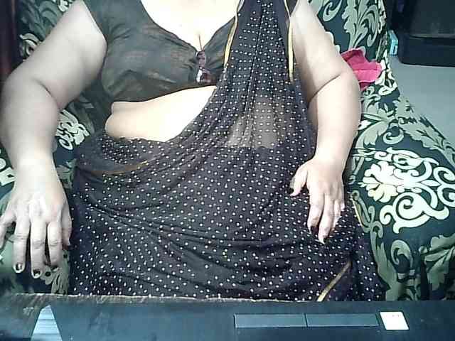 Indianbhabhimilf40 webcam