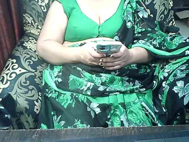 Indianbhabhimilf40 webcam