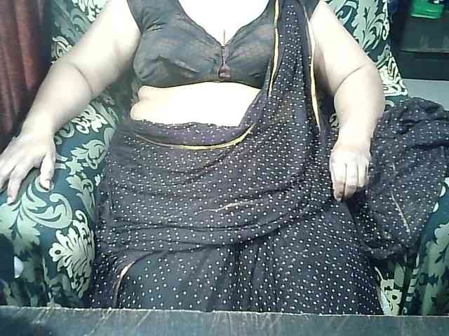 Indianbhabhimilf40 webcam