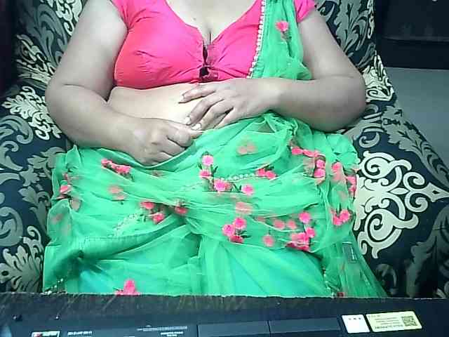 Indianbhabhimilf40 webcam