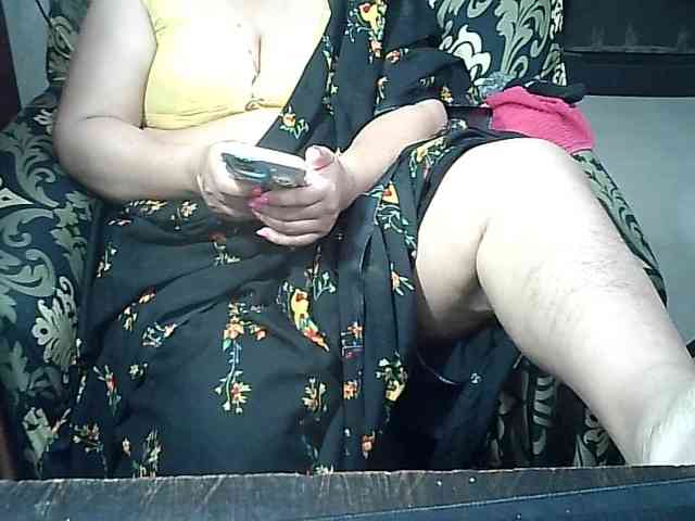 Indianbhabhimilf40 webcam