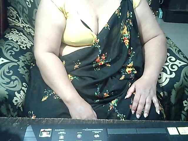 Indianbhabhimilf40 webcam