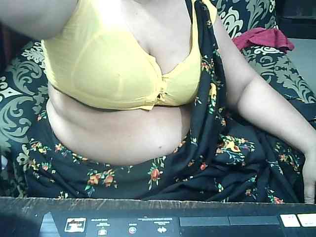 Indianbhabhimilf40 webcam