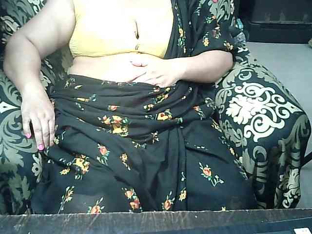 Indianbhabhimilf40 webcam