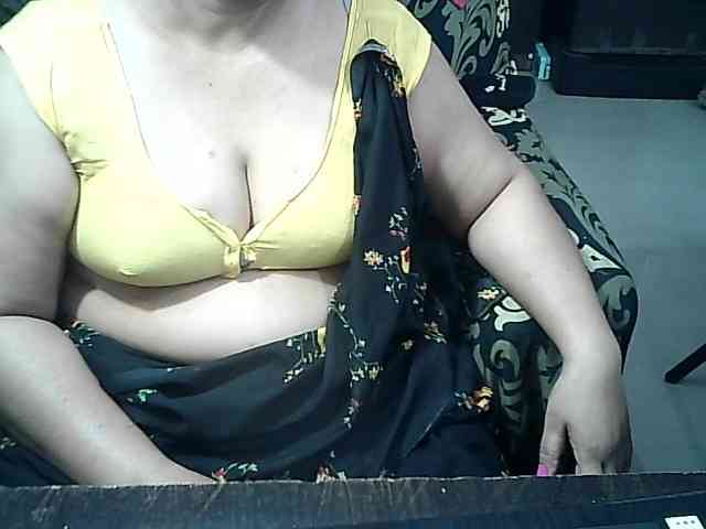Indianbhabhimilf40 webcam