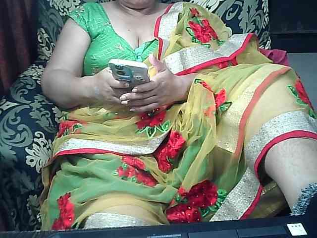 Indianbhabhimilf40 webcam