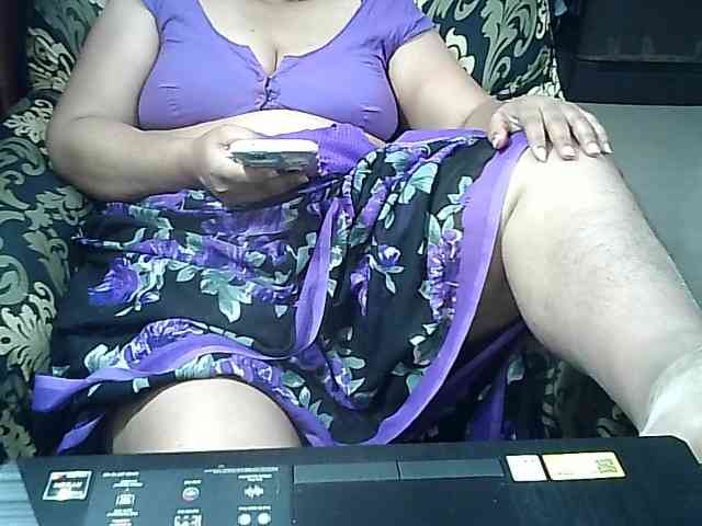 Indianbhabhimilf40 webcam