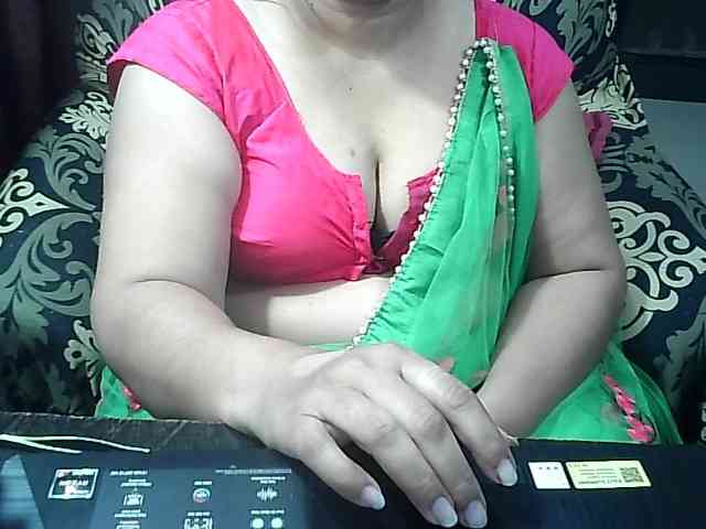Indianbhabhimilf40 webcam