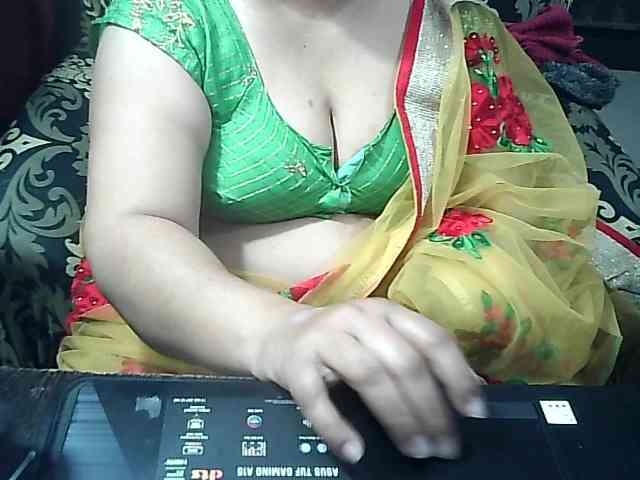 Indianbhabhimilf40 webcam