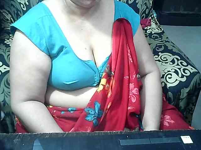 Indianbhabhimilf40 webcam