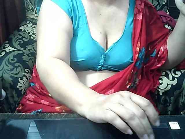 Indianbhabhimilf40 webcam