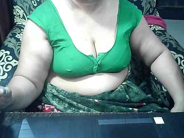 Indianbhabhimilf40 webcam
