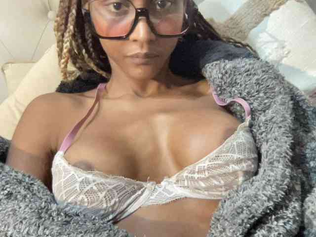 Aryaexoticaonly webcam