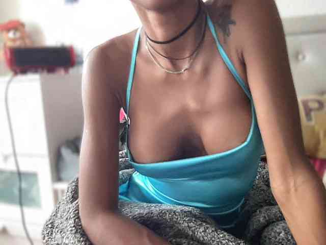 Aryaexoticaonly webcam