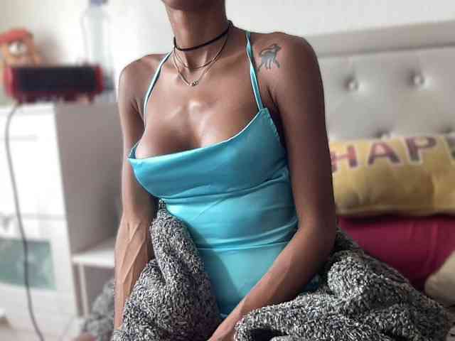 Aryaexoticaonly webcam