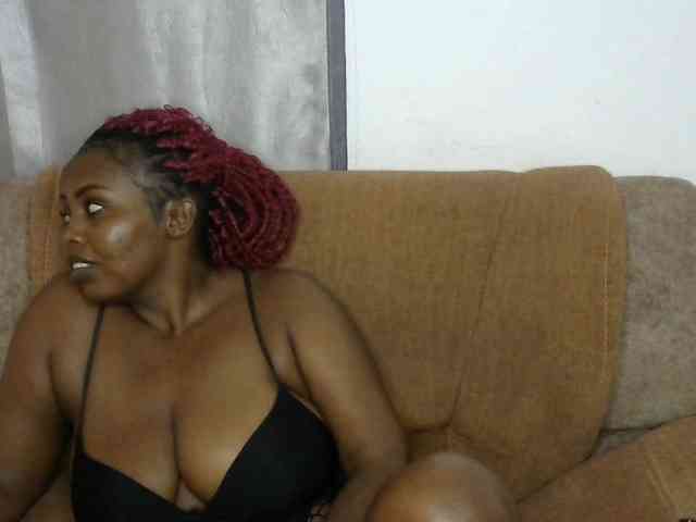 SexxyDoll9a webcam