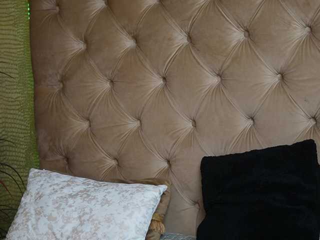 TiffanyTaboo's BongaCams show and profile