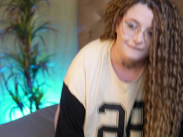 TiffanyTaboo's BongaCams show and profile