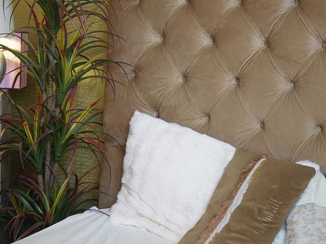 TiffanyTaboo's BongaCams show and profile