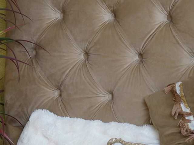 TiffanyTaboo's BongaCams show and profile